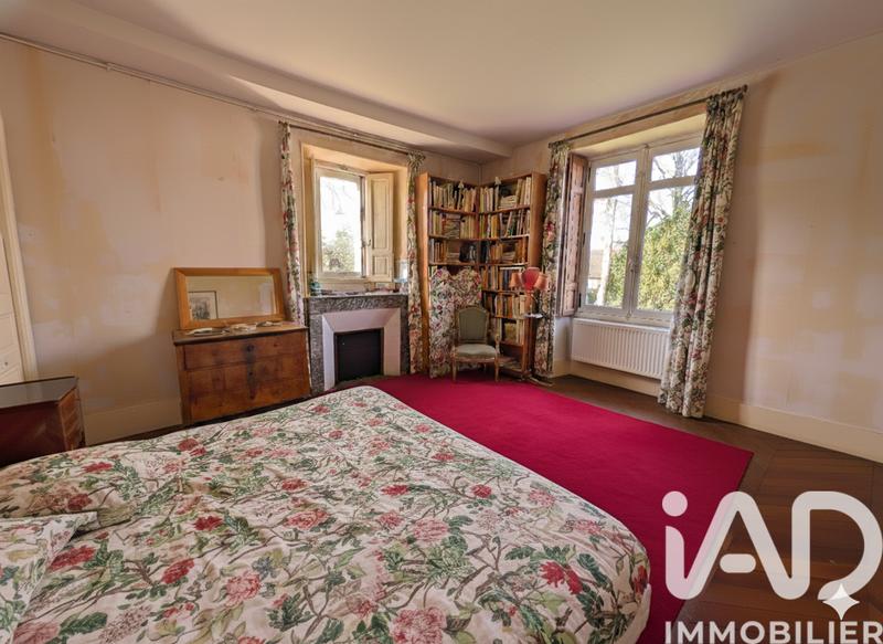 Maison - 431 m² - 13 pièces