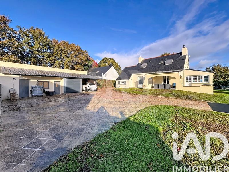 Maison - 140 m² - 6 pièces