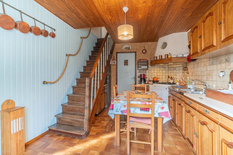 Maison - 90 m² - 5 pièces