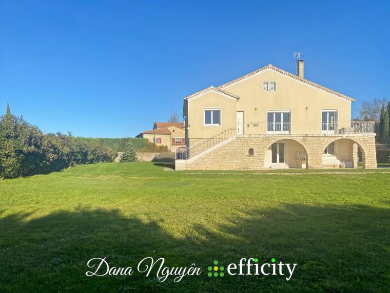 Villa - 171 m² - 8 pièces