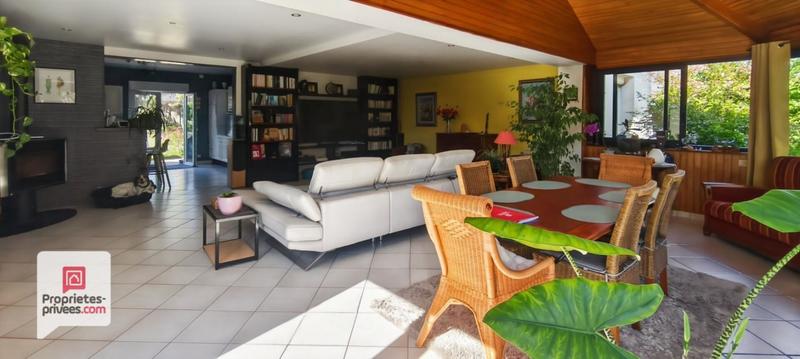 Maison - 145 m² - 7 pièces