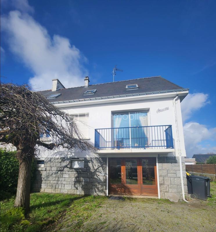 Maison de ville - 140 m² - 8 pièces
