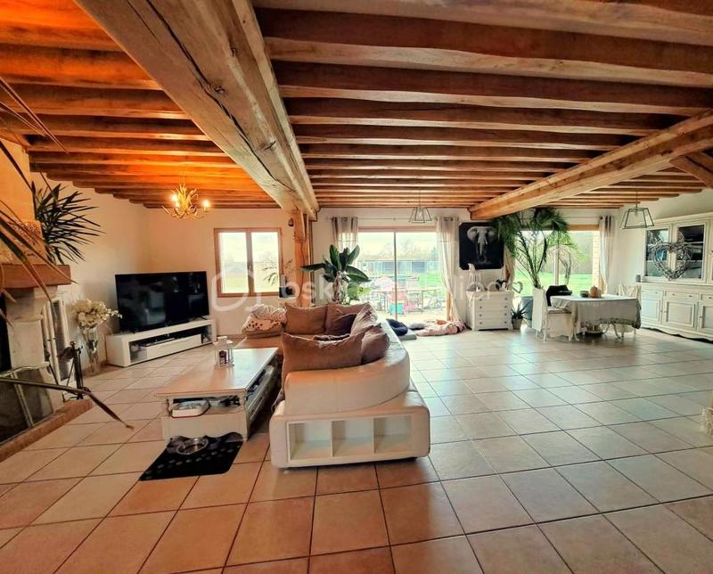 Maison - 275 m² - 7 pièces