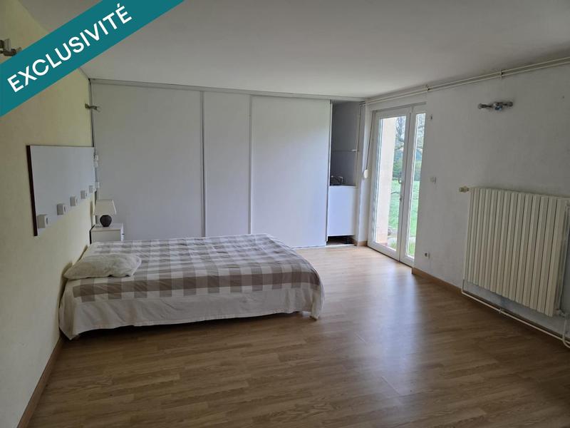 Maison - 280 m² - 14 pièces