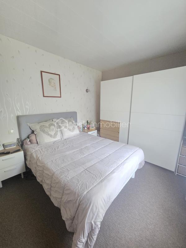 Maison - 99 m² - 5 pièces