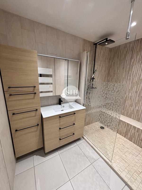 Maison - 103 m² - 6 pièces