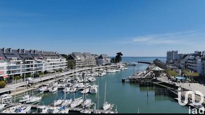 Appartement - 197 m² - 8 pièces