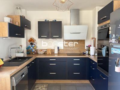 Appartement ancien - 87 m² - 4 pièces