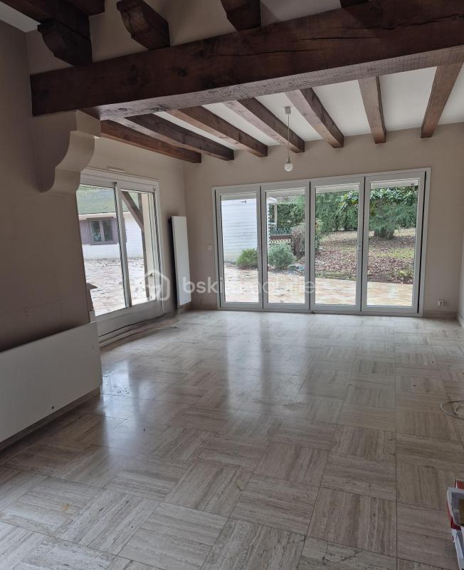 Propriété - 213 m² - 7 pièces