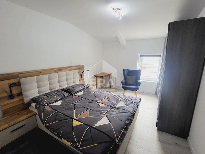 Maison - 420 m² - 5 pièces