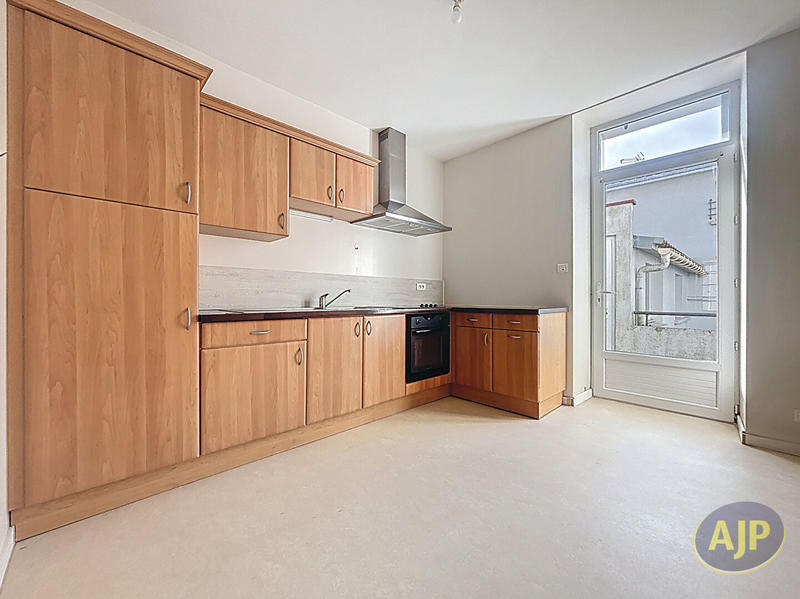 Appartement - 72 m² - 3 pièces