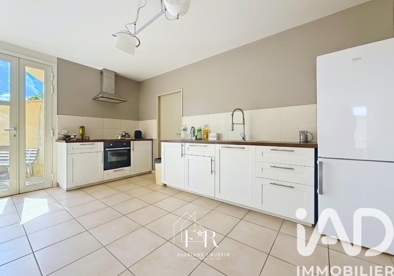 Maison - 200 m² - 4 pièces