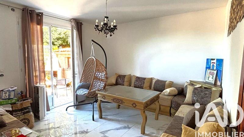 Maison - 485 m² - 27 pièces