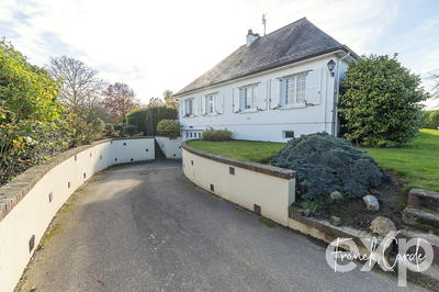 Maison - 123 m² - 5 pièces