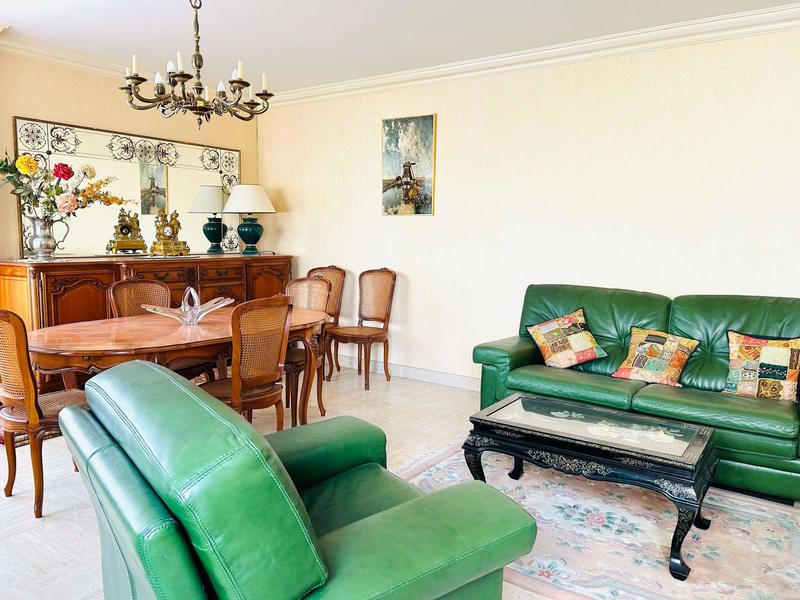 Maison jumelée - 141 m² - 6 pièces