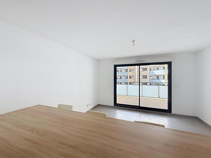 Appartement - 79 m² - 4 pièces