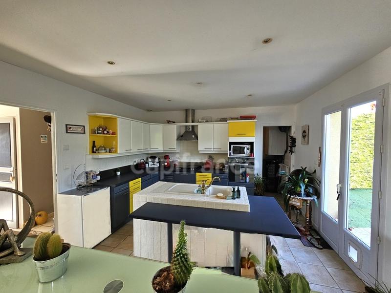 Maison - 165 m² - 6 pièces