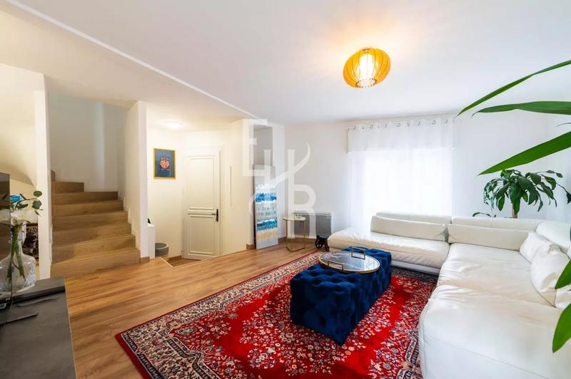 Maison de ville - 110 m² - 5 pièces