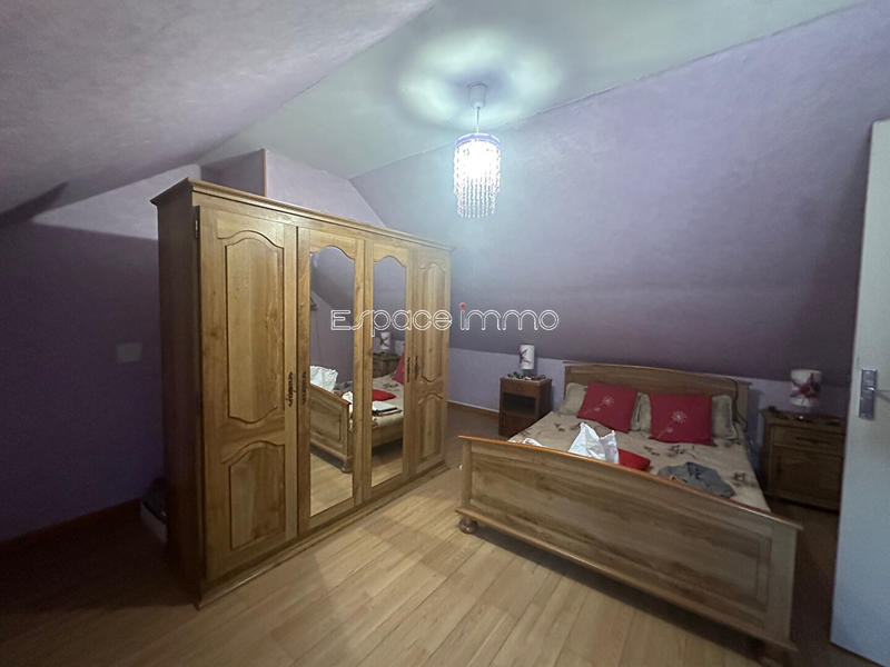 Maison - 81 m² - 5 pièces