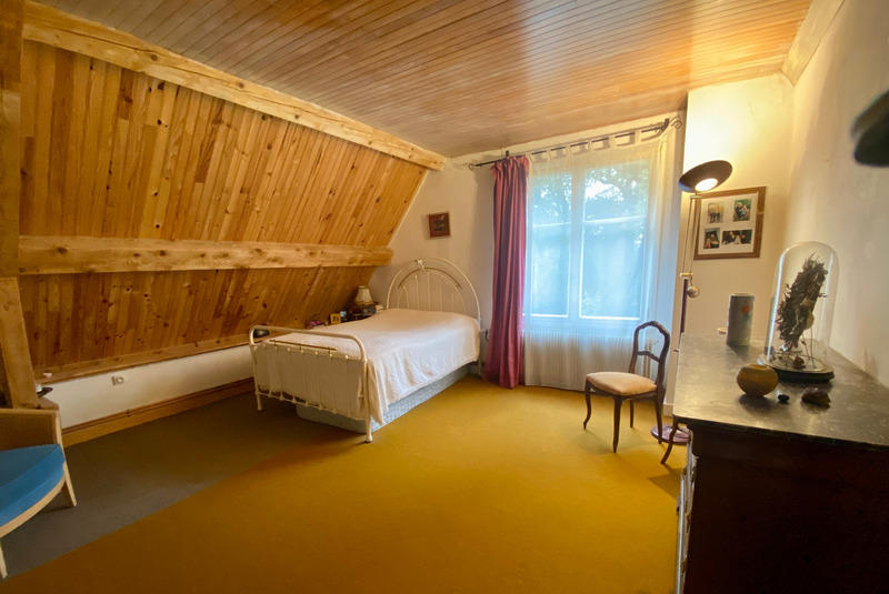 Maison - 185 m² - 6 pièces