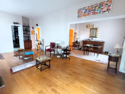 Appartement - 105 m² - 4 pièces