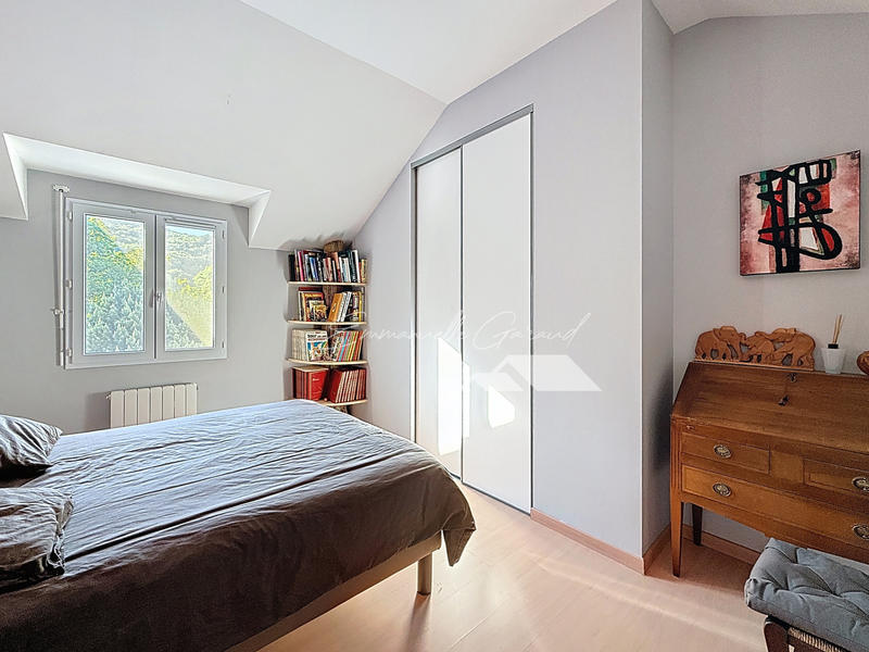 Maison - 168 m² - 7 pièces