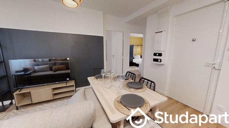 Chambre - 11 m² - 1 pièce