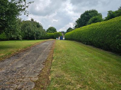 Terrain constructible - 925 m²