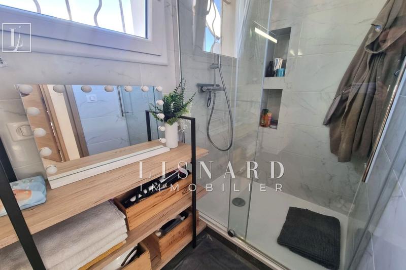 Appartement - 80 m² - 3 pièces