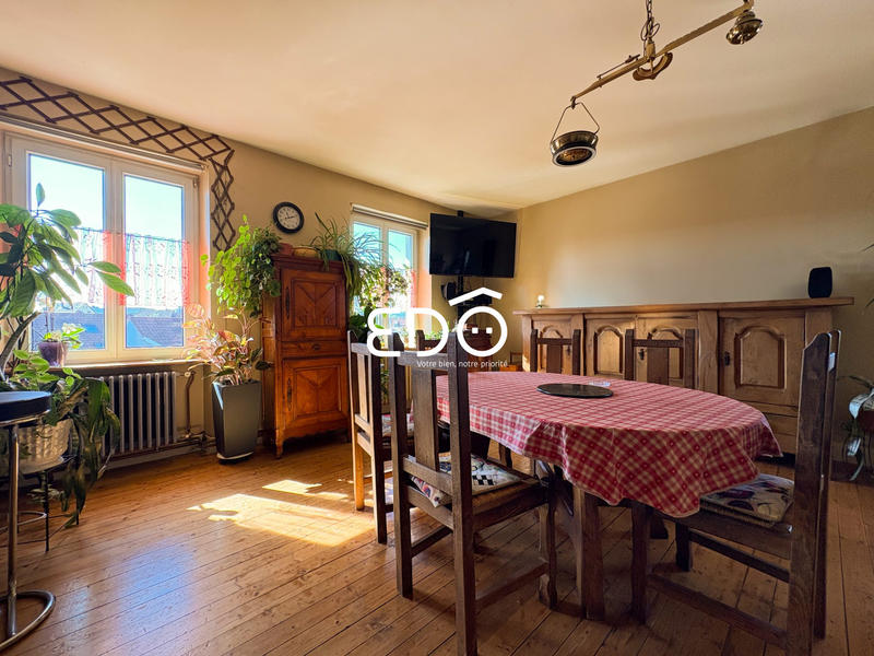 Appartement - 172 m² - 6 pièces