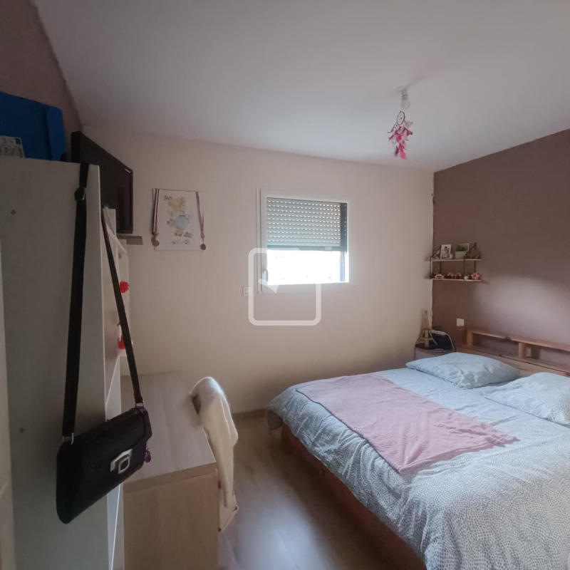 Maison - 90 m² - 5 pièces