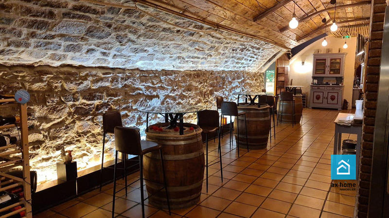 Local commercial - 358 m²