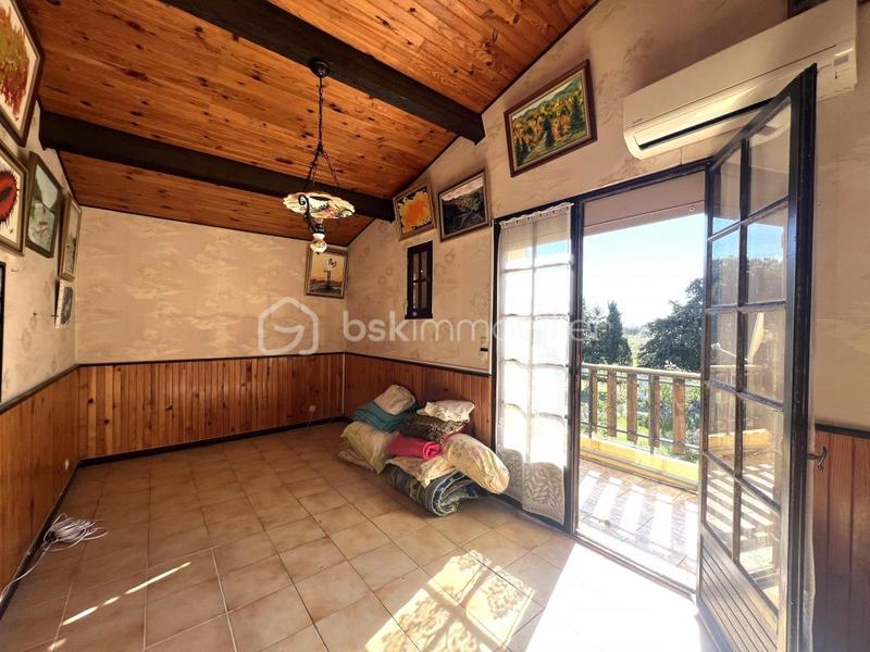 Propriété - 145 m² - 6 pièces