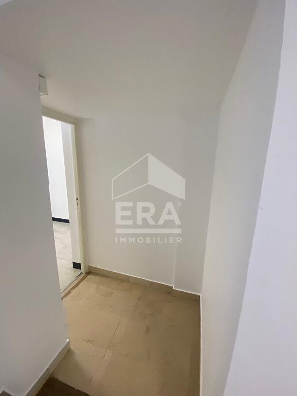 Local commercial - 114 m²