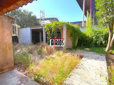 Local d'activité / Entrepôt - 169 m²