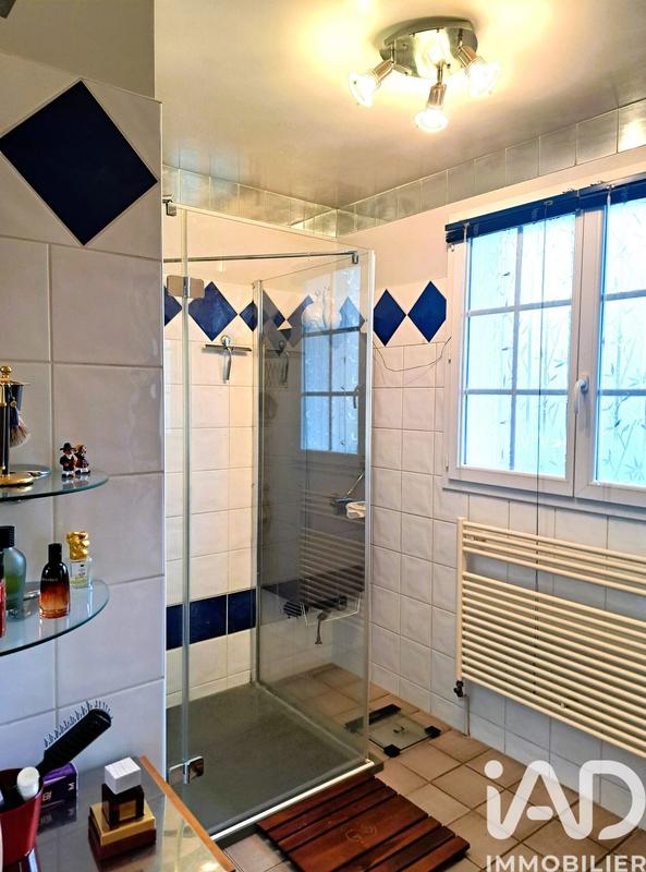 Maison - 122 m² - 5 pièces