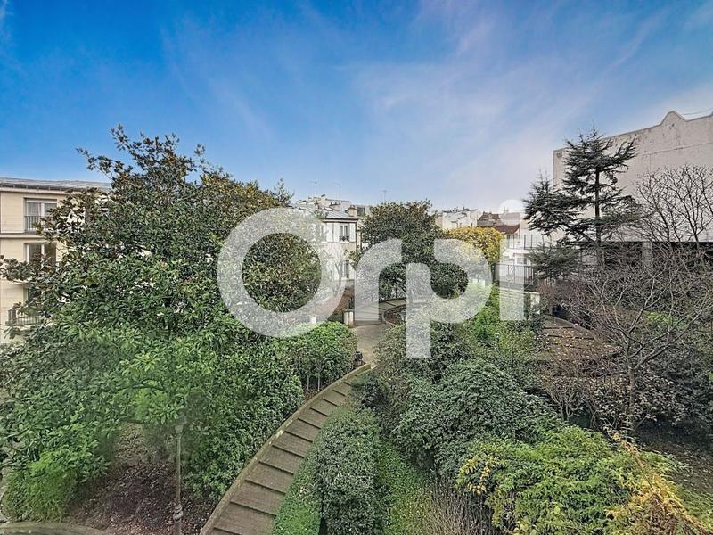 Appartement - 99 m² - 5 pièces