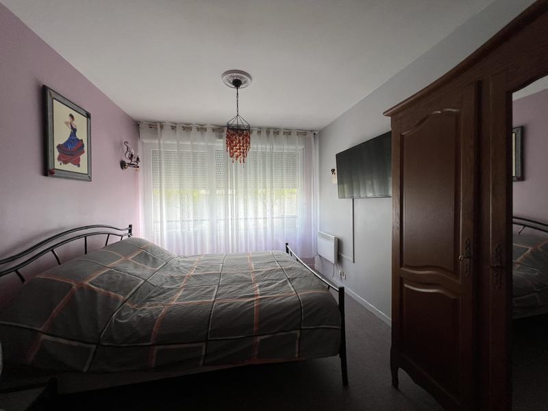 Appartement - 100 m² - 5 pièces