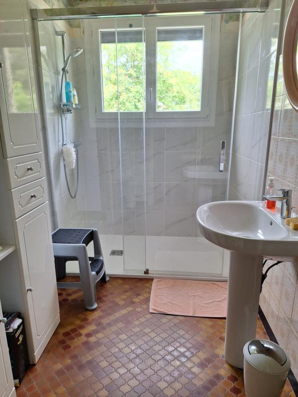 Demeure - 245 m² - 8 pièces