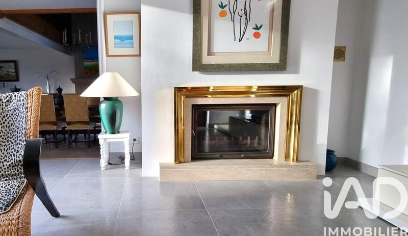 Maison - 183 m² - 8 pièces