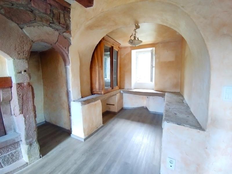 Corps de ferme - 240 m² - 8 pièces