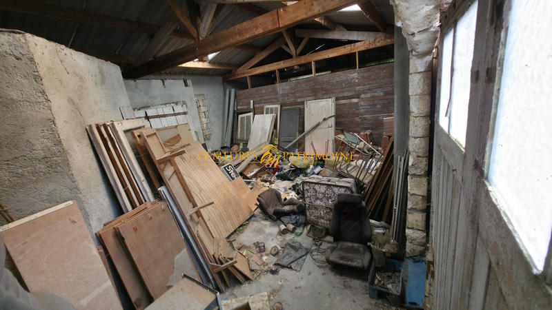 Parking / Garage - 95 m²