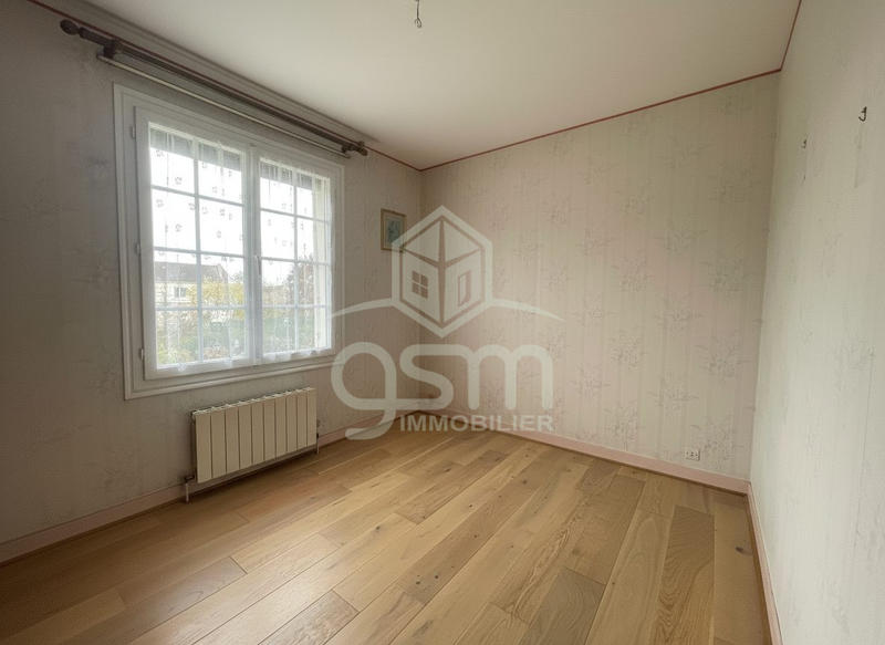 Maison traditionnelle - 75 m² - 5 pièces