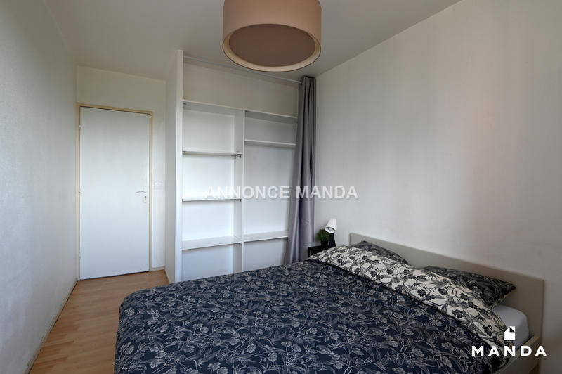 Chambre - 11 m² - 3 pièces