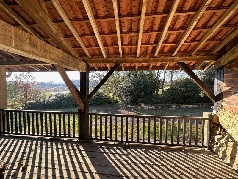 Maison - 180 m² - 8 pièces