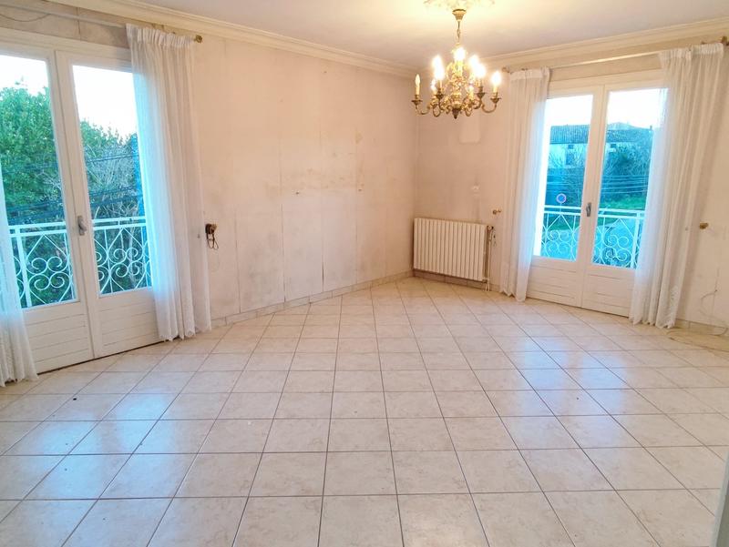 Maison - 167 m² - 6 pièces