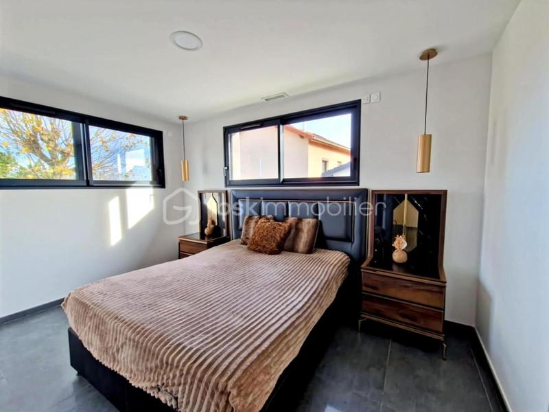 Maison - 178 m² - 6 pièces