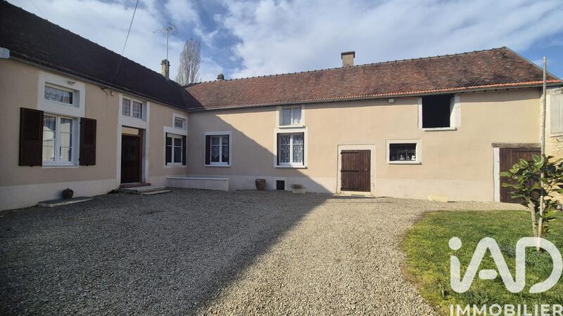 Maison - 122 m² - 6 pièces