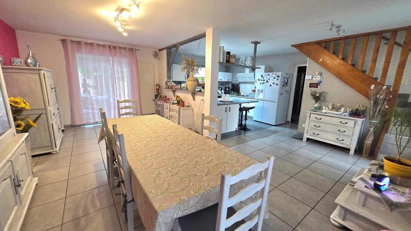 Maison - 150 m² - 6 pièces