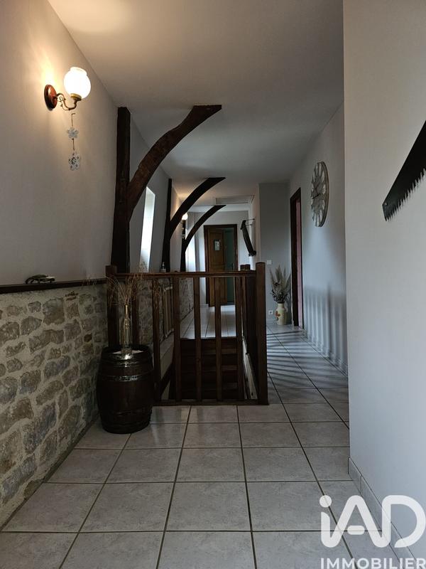 Maison - 372 m² - 14 pièces